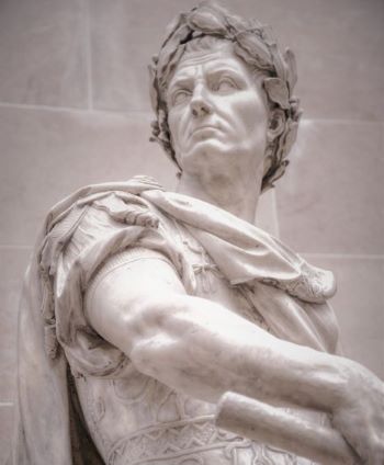Statue of Julius Caeasr