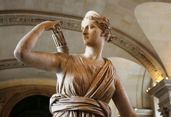 Statue of goddess Diana/Artemis